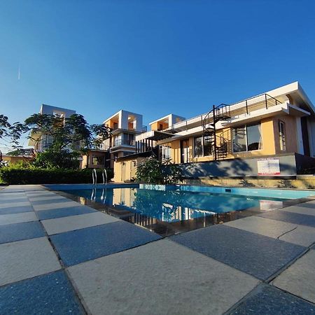Royal Meadows Igatpuri 2Bhk Poolside Villa Bagian luar foto