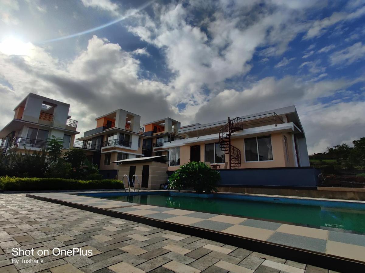 Royal Meadows Igatpuri 2Bhk Poolside Villa Bagian luar foto